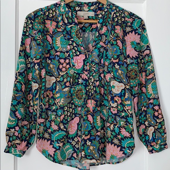 LOFT Tops - Loft petite XS Floral Top Blouse EUC pink green